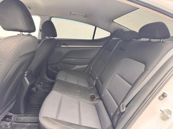 Hyundai Elantra VI (AD) с пробегом 2018 года, цена 1 599 000 рублей, 150000 км, седан, Автокод Объявления