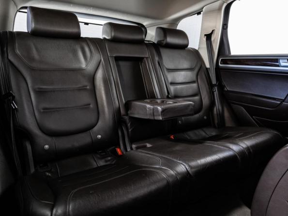 Volkswagen Touareg II с пробегом 2012 года, цена 1 699 000 рублей, 294054 км, внедорожник, Автокод Объявления