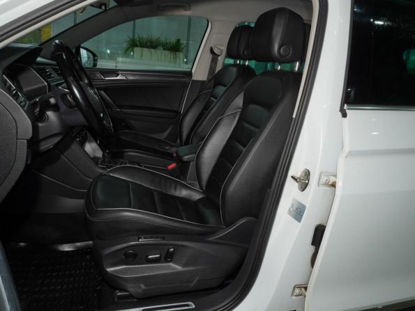 Volkswagen Tiguan II с пробегом 2018 года, цена 1 878 000 рублей, 245306 км, внедорожник, Автокод Объявления