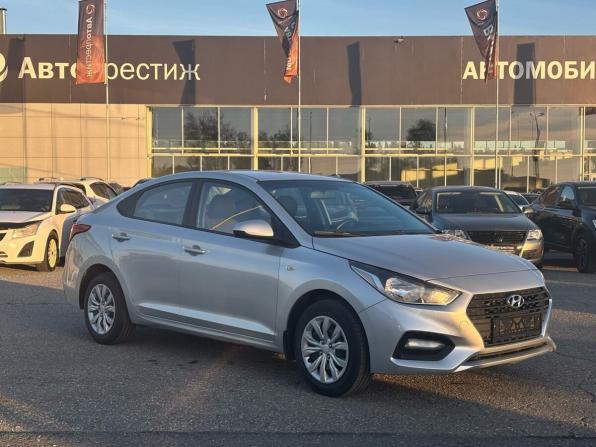 Hyundai Solaris II с пробегом 2019 года, цена 1 385 000 рублей, 70500 км, седан, Автокод Объявления