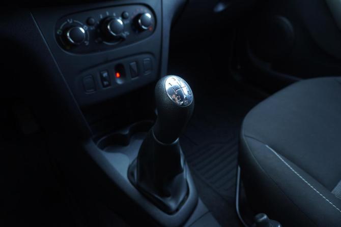 Renault Sandero II Рестайлинг с пробегом 2019 года, цена 1 199 000 рублей, 125701 км, хэтчбек, Автокод Объявления