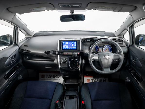 Toyota Wish II Рестайлинг с пробегом 2013 года, цена 1 399 500 рублей, 117341 км, минивэн, Автокод Объявления