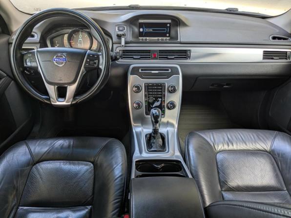 Volvo XC70 II Рестайлинг с пробегом 2014 года, цена 1 894 900 рублей, 282000 км, универсал, Автокод Объявления