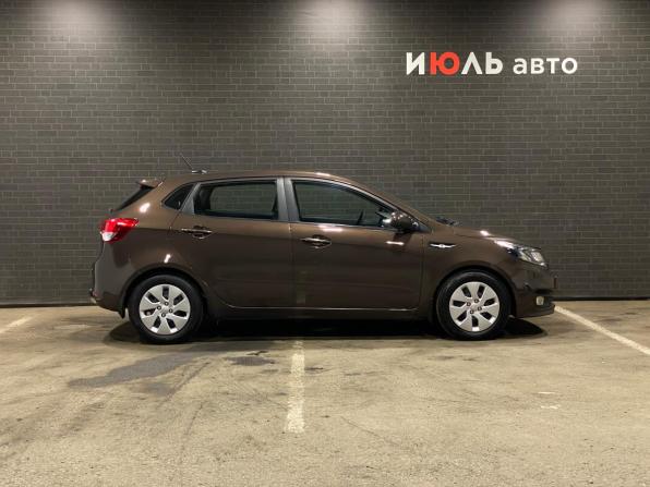 Kia Rio III Рестайлинг с пробегом 2017 года, цена 1 130 000 рублей, 103540 км, хэтчбек, Автокод Объявления