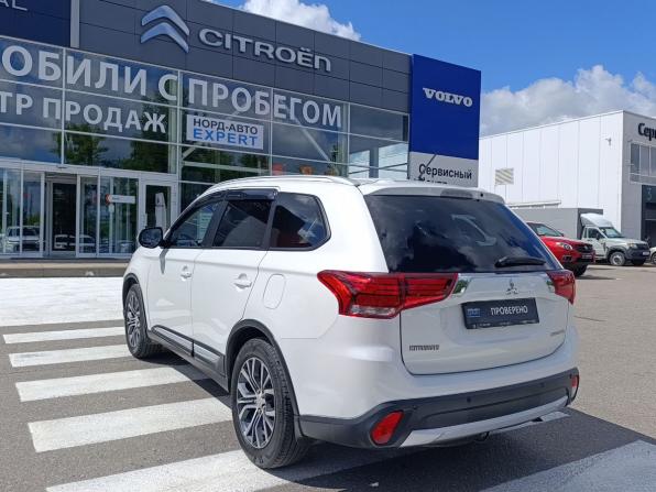 Mitsubishi Outlander III Рестайлинг 2 с пробегом 2015 года, цена 2 080 000 рублей, 118240 км, внедорожник, Автокод Объявления