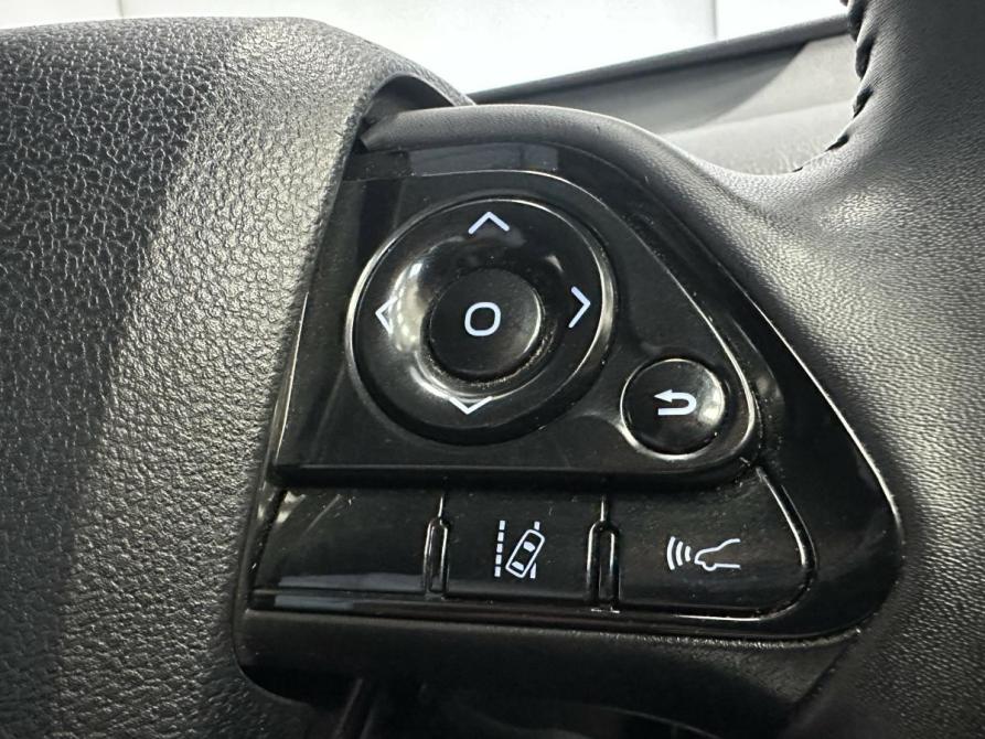 Toyota Prius IV (XW50) Красноярск  - изображение 17