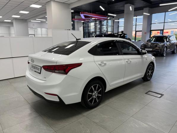 Hyundai Solaris II с пробегом 2019 года, цена 1 150 000 рублей, 135000 км, седан, Автокод Объявления