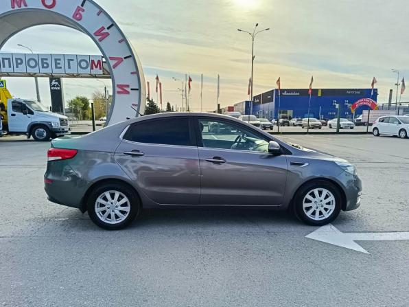 Kia Rio III Рестайлинг с пробегом 2016 года, цена 969 995 рублей, 186972 км, седан, Автокод Объявления