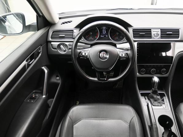 Volkswagen Passat B8 с пробегом 2016 года, цена 1 849 900 рублей, 240246 км, седан, Автокод Объявления