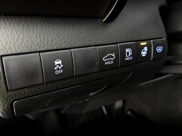 Toyota Camry VIII (XV70) Рестайлинг с пробегом 2021 года, цена 3 500 000 рублей, 99478 км, седан, Автокод Объявления