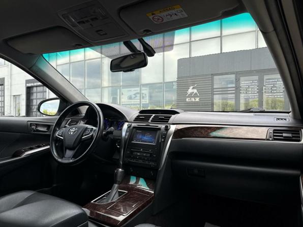 Toyota Camry VII (XV50) Рестайлинг 2 с пробегом 2017 года, цена 2 350 000 рублей, 215006 км, седан, Автокод Объявления