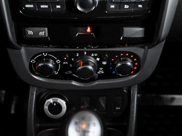 Renault Duster I Рестайлинг с пробегом 2017 года, цена 1 490 000 рублей, 91636 км, внедорожник, Автокод Объявления