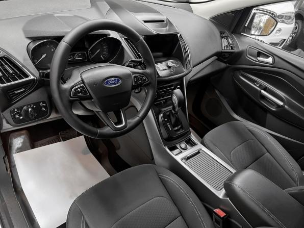 Ford Kuga II Рестайлинг с пробегом 2019 года, цена 1 630 000 рублей, 142864 км, внедорожник, Автокод Объявления