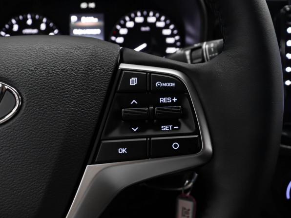Hyundai Solaris II Рестайлинг с пробегом 2020 года, цена 1 609 000 рублей, 72517 км, седан, Автокод Объявления
