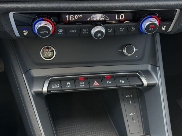 Audi Q3 II (F3) с пробегом 2026 года, цена 3 850 000 рублей, 25 км, внедорожник, Автокод Объявления