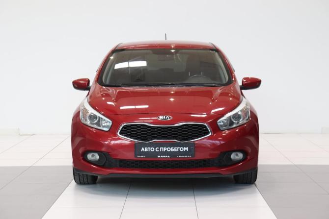 Kia Ceed II с пробегом 2015 года, цена 952 000 рублей, 186597 км, хэтчбек, Автокод Объявления