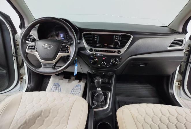 Hyundai Solaris I Рестайлинг с пробегом 2017 года, цена 1 250 000 рублей, 198397 км, седан, Автокод Объявления