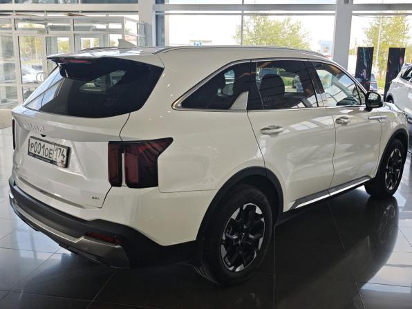 Kia Sorento IV Рестайлинг с пробегом 2024 года, цена 4 895 000 рублей, 44900 км, внедорожник, Автокод Объявления