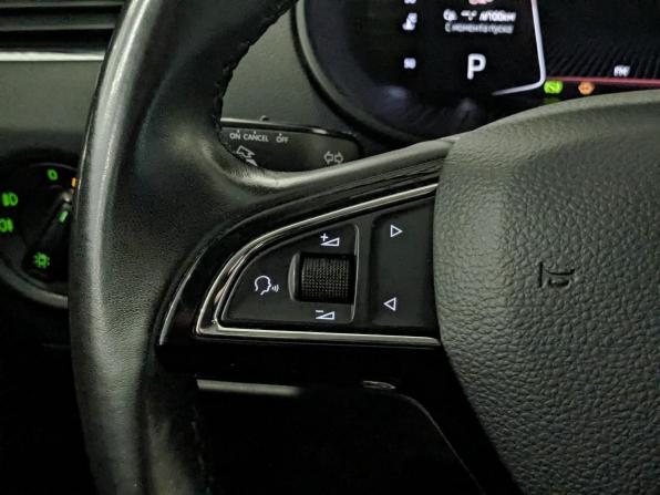 Skoda Octavia III (A7) Рестайлинг с пробегом 2020 года, цена 1 965 000 рублей, 137170 км, лифтбек, Автокод Объявления