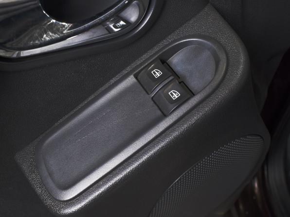 Renault Duster I Рестайлинг с пробегом 2019 года, цена 999 999 рублей, 241105 км, внедорожник, Автокод Объявления