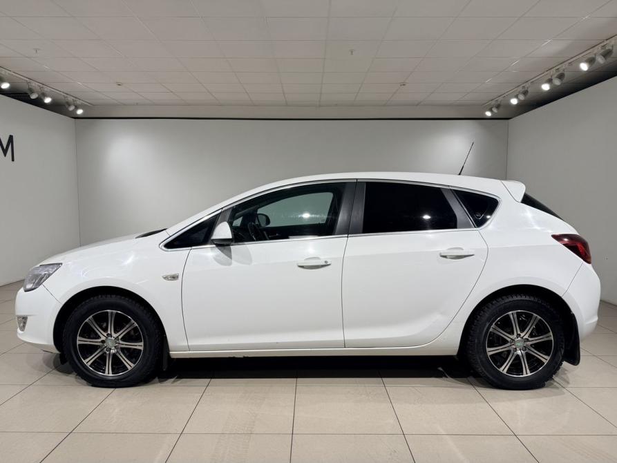 Opel Astra J Москва  - изображение 3