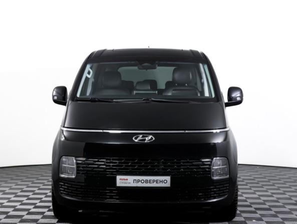 Hyundai Staria I с пробегом 2021 года, цена 4 578 000 рублей, 43097 км, минивэн, Автокод Объявления