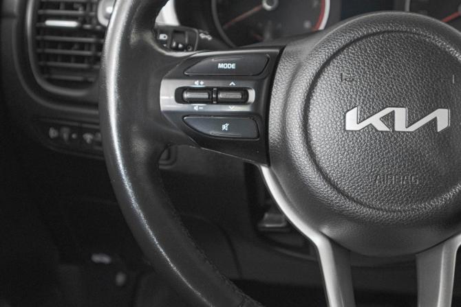 Kia Rio IV Рестайлинг с пробегом 2022 года, цена 1 519 000 рублей, 231000 км, хэтчбек, Автокод Объявления