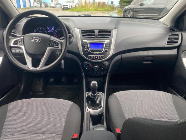 Hyundai Solaris I с пробегом 2012 года, цена 699 000 рублей, 121750 км, хэтчбек, Автокод Объявления