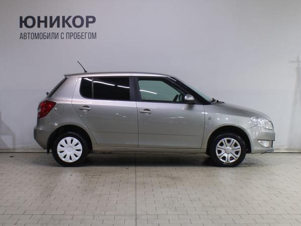 Skoda Fabia II Рестайлинг с пробегом 2011 года, цена 549 000 рублей, 213372 км, хэтчбек, Автокод Объявления