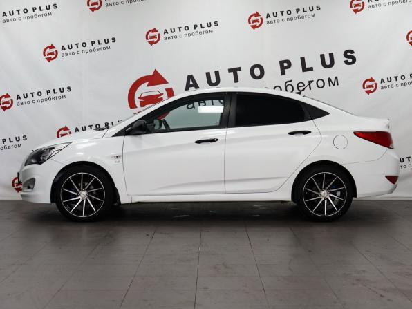 Hyundai Solaris I Рестайлинг с пробегом 2015 года, цена 849 000 рублей, 213661 км, седан, Автокод Объявления