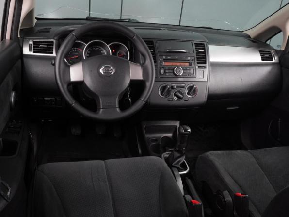 Nissan Tiida I Рестайлинг с пробегом 2012 года, цена 699 000 рублей, 225818 км, хэтчбек, Автокод Объявления