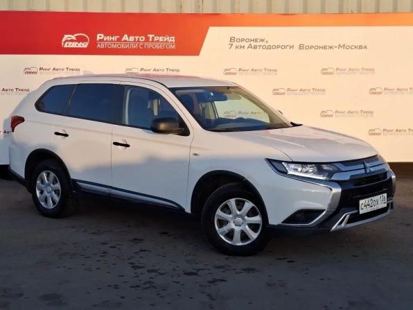 Mitsubishi Outlander III Рестайлинг 3 с пробегом 2019 года, цена 1 470 000 рублей, 226132 км, внедорожник, Автокод Объявления
