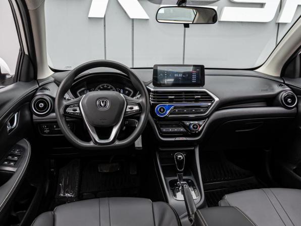 Changan Alsvin с пробегом 2023 года, цена 850 000 рублей, 63328 км, седан, Автокод Объявления