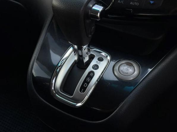 Nissan Serena IV (C26) с пробегом 2015 года, цена 1 575 000 рублей, 127736 км, минивэн, Автокод Объявления