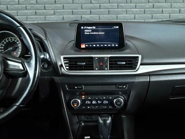 Mazda 3 III (BM) Рестайлинг с пробегом 2017 года, цена 1 500 000 рублей, 254724 км, седан, Автокод Объявления