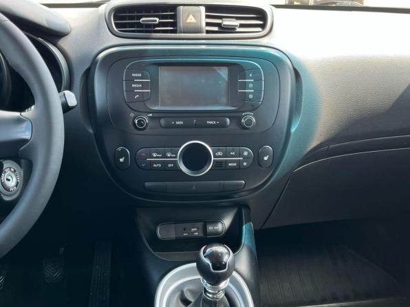 Kia Soul II Рестайлинг с пробегом 2018 года, цена 1 499 000 рублей, 129909 км, хэтчбек, Автокод Объявления