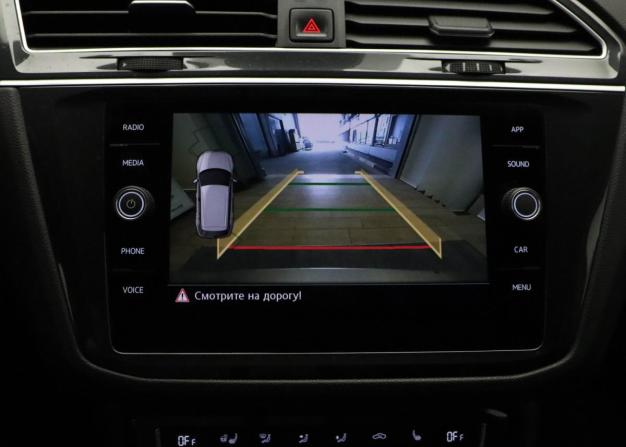 Volkswagen Tiguan II с пробегом 2020 года, цена 2 775 000 рублей, 75058 км, внедорожник, Автокод Объявления