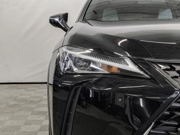 Lexus UX I с пробегом 2019 года, цена 3 300 000 рублей, 31277 км, внедорожник, Автокод Объявления