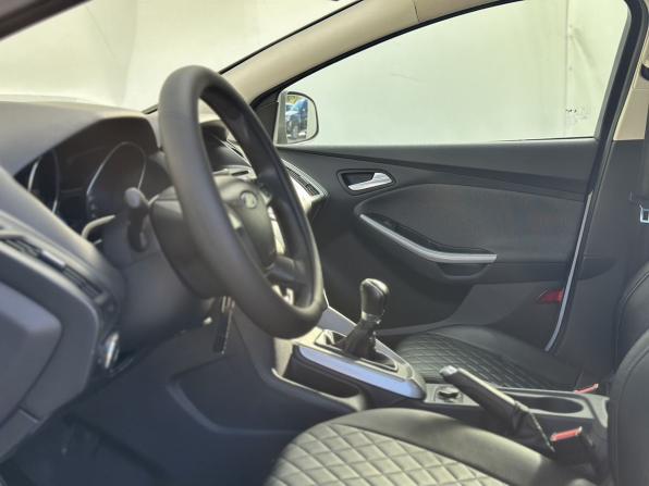 Ford Focus III с пробегом 2011 года, цена 650 000 рублей, 263063 км, хэтчбек, Автокод Объявления