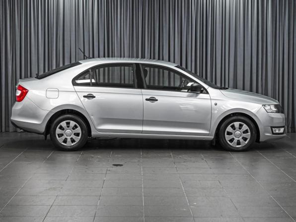 Skoda Rapid I с пробегом 2017 года, цена 1 189 000 рублей, 87650 км, лифтбек, Автокод Объявления