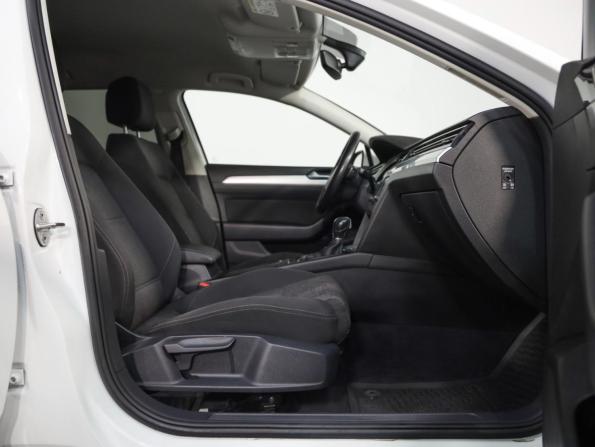 Volkswagen Passat B8 с пробегом 2016 года, цена 1 499 000 рублей, 218920 км, универсал, Автокод Объявления