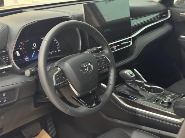 Toyota Highlander IV (XU70) с пробегом 2026 года, цена 5 360 000 рублей, 45 км, внедорожник, Автокод Объявления