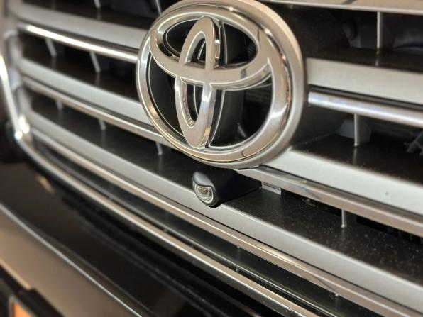 Toyota Land Cruiser 200 Series Рестайлинг 1 с пробегом 2012 года, цена 4 150 000 рублей, 263000 км, внедорожник, Автокод Объявления