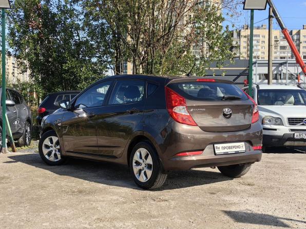 Hyundai Solaris I Рестайлинг с пробегом 2016 года, цена 959 000 рублей, 124000 км, хэтчбек, Автокод Объявления