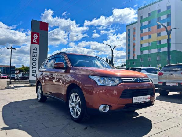 Mitsubishi Outlander III с пробегом 2012 года, цена 1 378 400 рублей, 147275 км, внедорожник, Автокод Объявления