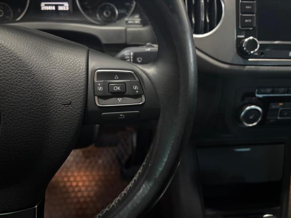 Volkswagen Tiguan I с пробегом 2010 года, цена 899 000 рублей, 219000 км, внедорожник, Автокод Объявления