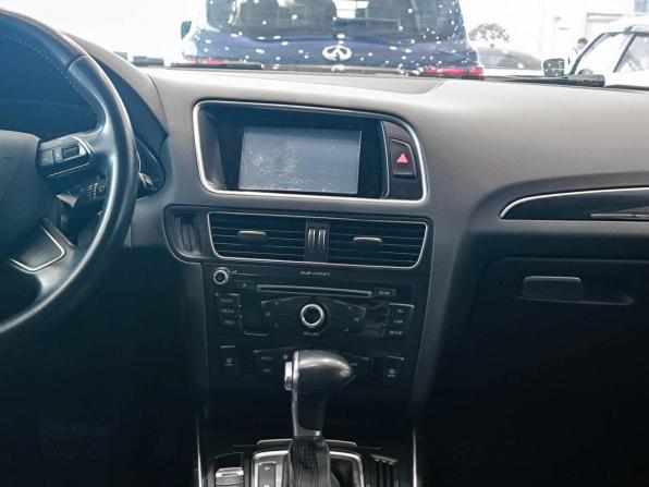 Audi Q5 I (8R) Рестайлинг с пробегом 2014 года, цена 1 650 000 рублей, 251026 км, внедорожник, Автокод Объявления