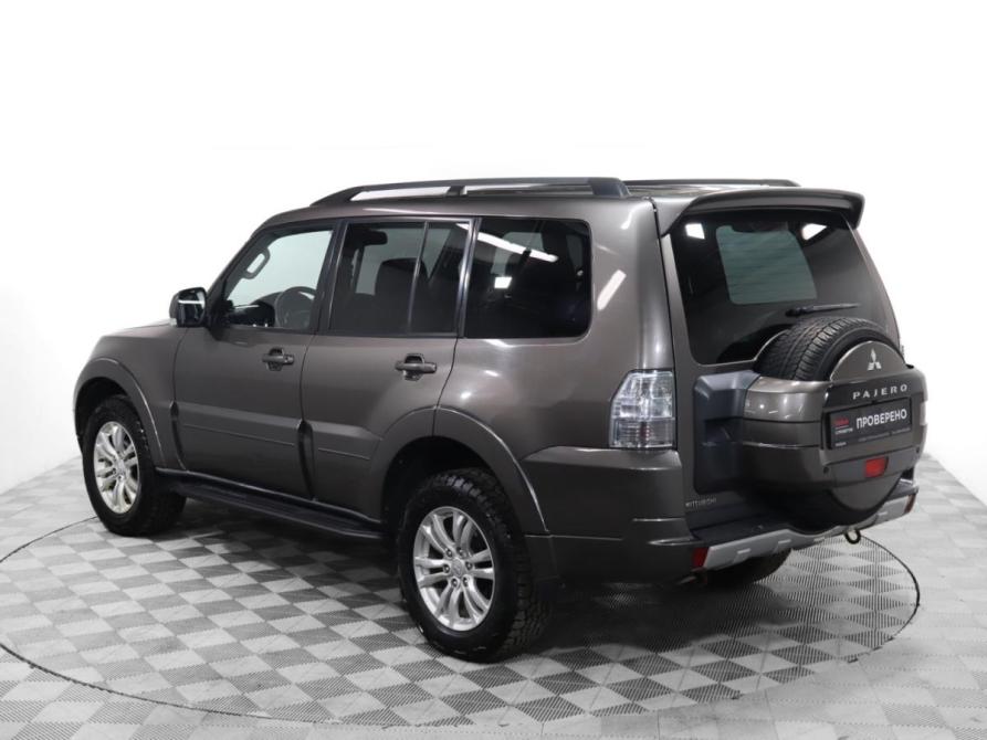 Mitsubishi Pajero IV Рестайлинг 1 Москва  - изображение 8
