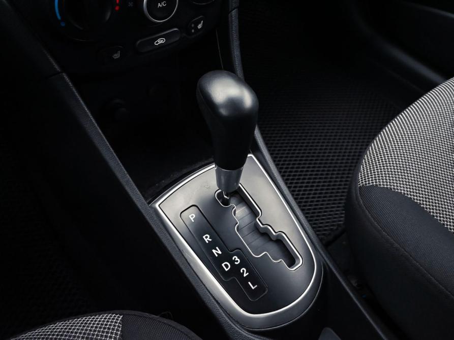 Hyundai Solaris I Екатеринбург  - изображение 10