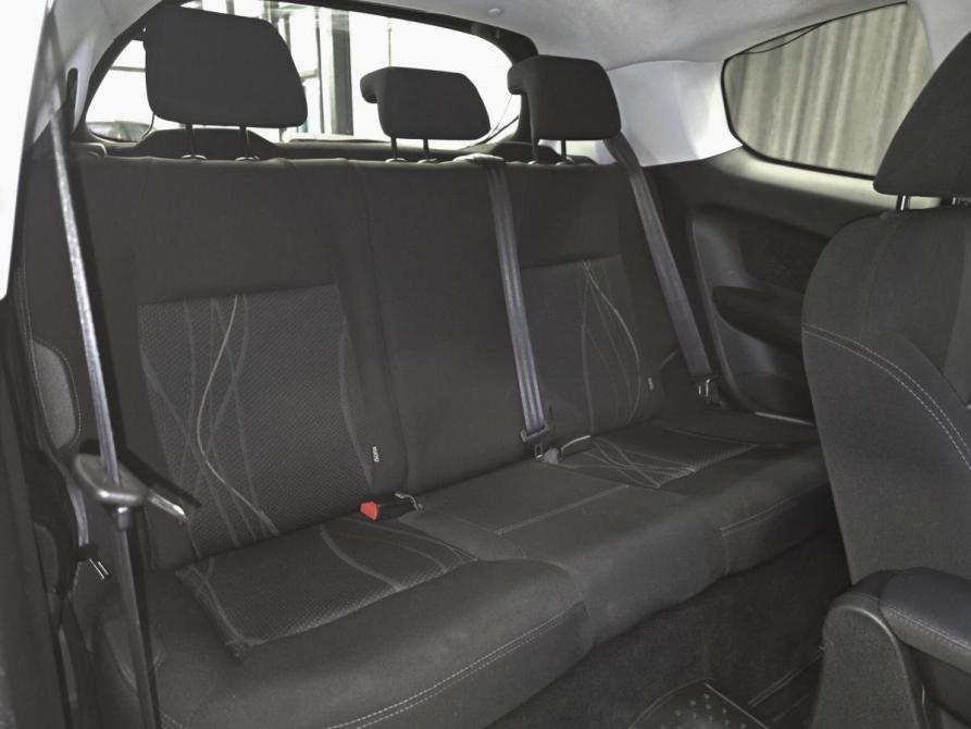 Peugeot 208 I Красноярск  - изображение 16